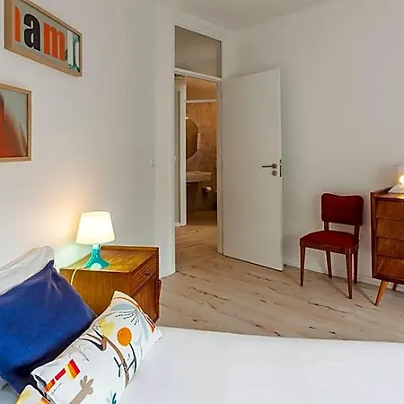 Spacious And Bright Ap Ii Porto
