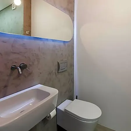 Spacious And Bright Ap Ii Отель Порту